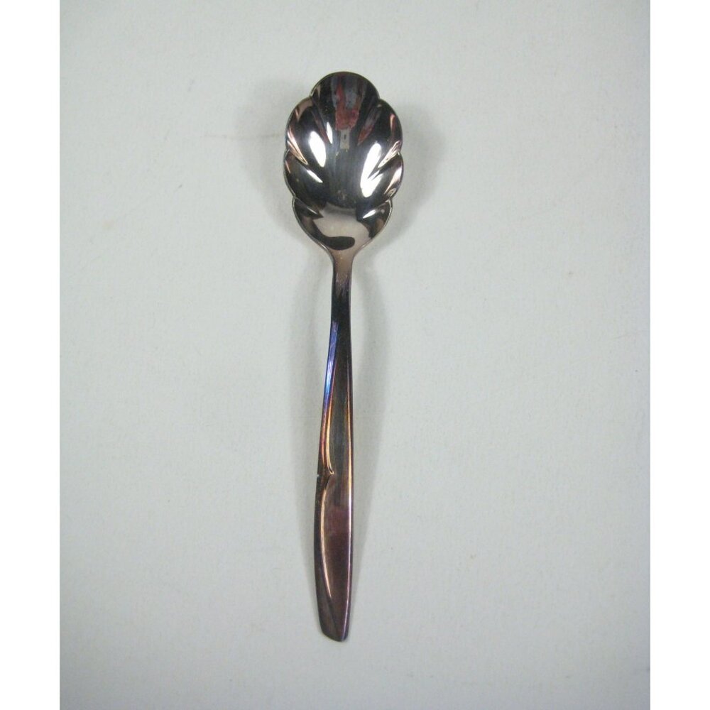 Concept Pattern 1957 Vintage Silver Plate Shell Sugar Spoon Supreme Serving